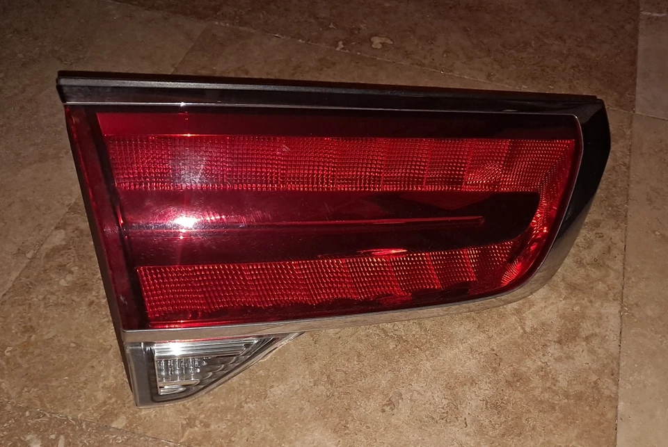 *TESTED* 2011-2015 Lincoln MKX LED Inner Tail Light Driver Left Side 2013 - Imagem 3 de 4