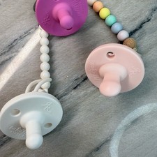 Ryan Rose Colorful Silicone Pacifier Set white pastel rainbow clips pink htf