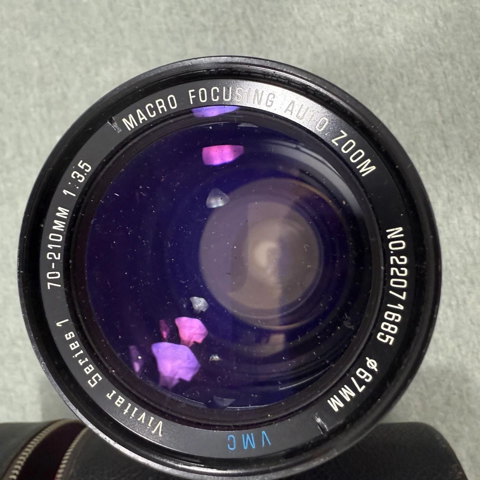 Vintage Vivitar Series 1 VMC 70-210mm f/3.5 Macro-Focusing Zoom Lens - Image 2 of 4
