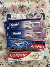 Oral-B Advanced Whitening Regular Toothbrush Soft Nylon Bristles Purple/White