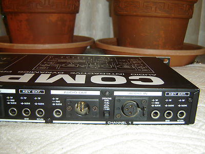 Behringer MDX 2100, Composer, 2 Channel Compressor Limiter