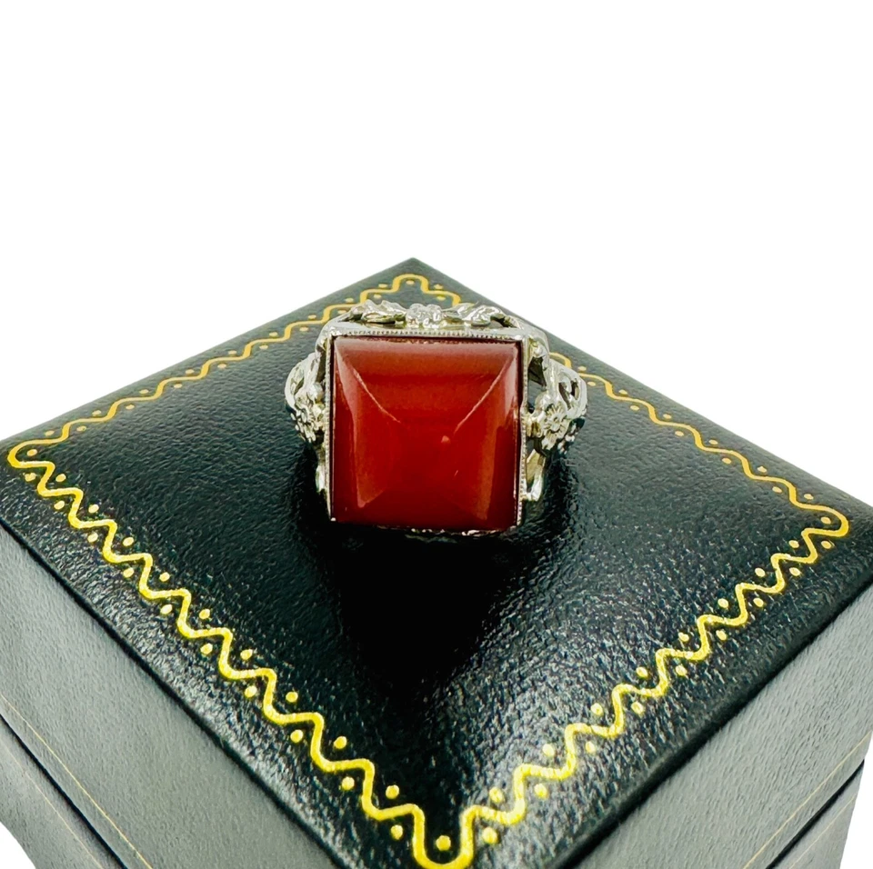 Art Deco 14K White Gold Carnelian Sugar Loaf Stone l Ring - Image 2 of 4