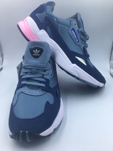 adidas falcon d96699