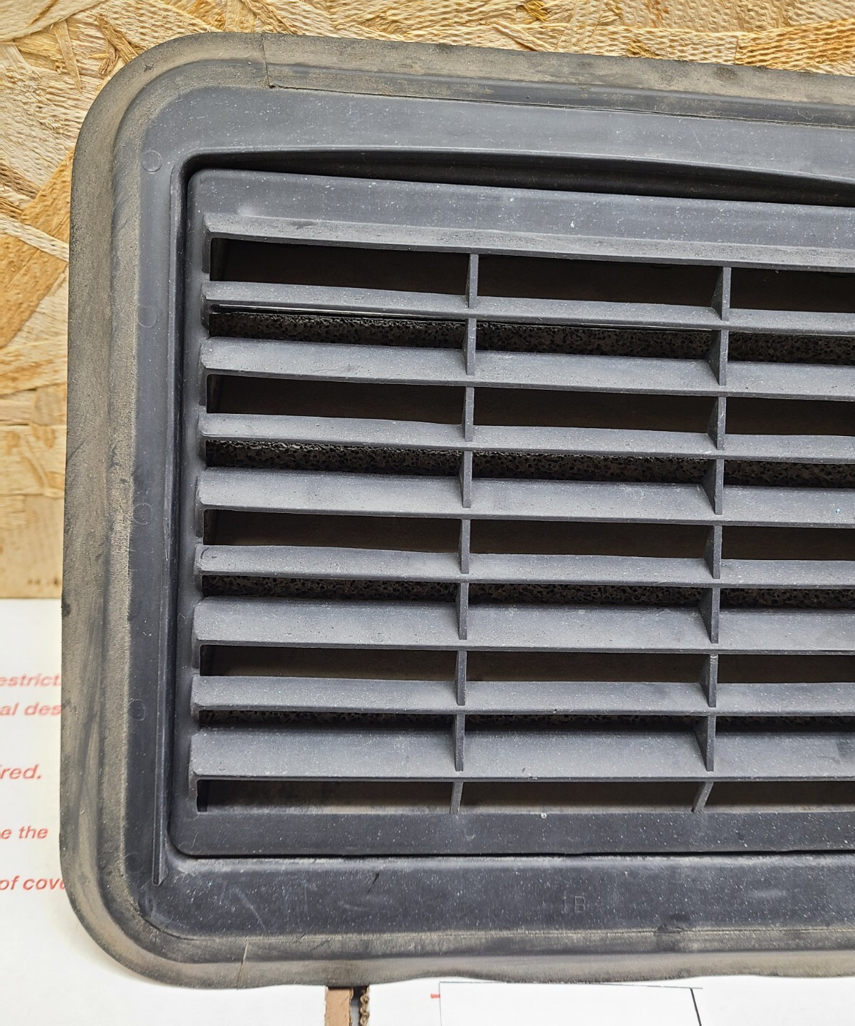 OEM 20092018 Dodge Ram 1500 Rear Cab Pressure Vent Vents Air Exhauster