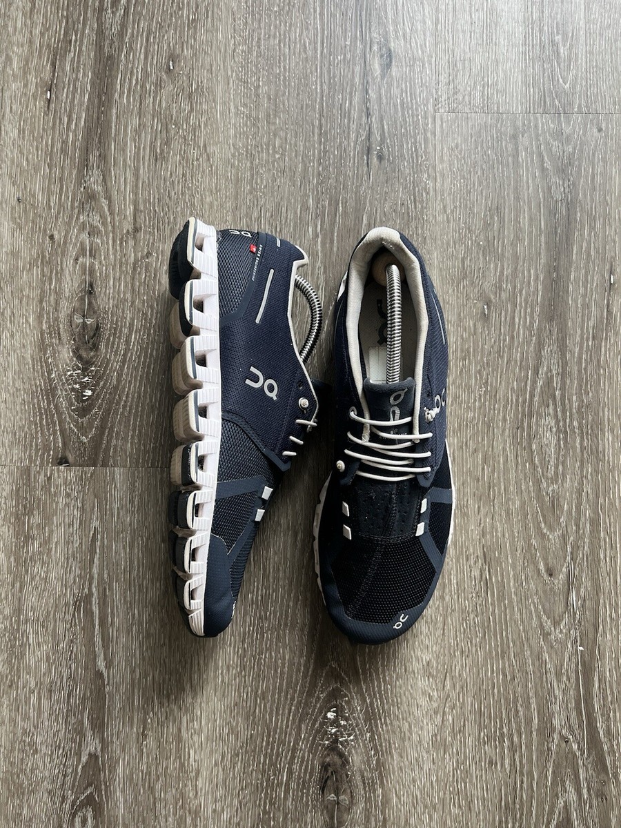 On Cloud Mens Swiss Engineering Blue Running Training Sneakers