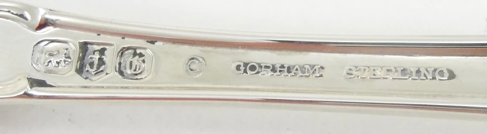 Вилка для сервировки холодного мяса Gorham чистое серебро средний твердый цвет Medici 8 3/4 дюйма - Изображение 3 из 3