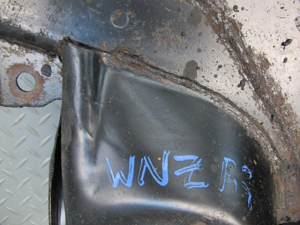 🥇84-85 NISSAN Z31 300ZX BRAZO TRASERO DERECHO HUSILLO NUDILLO RUEDA BUJE OEM Foto 2 de 4