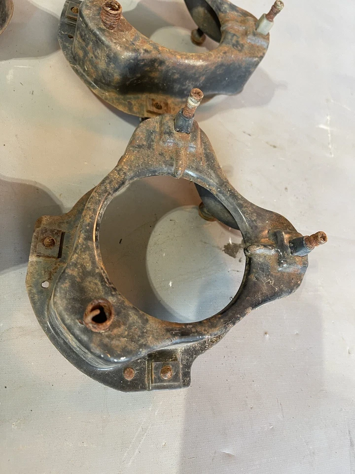 Oldsmobile Cutlass F85 442 1964 1965 cucharones de montaje de faros Vista Cruiser OE Foto 3 de 4