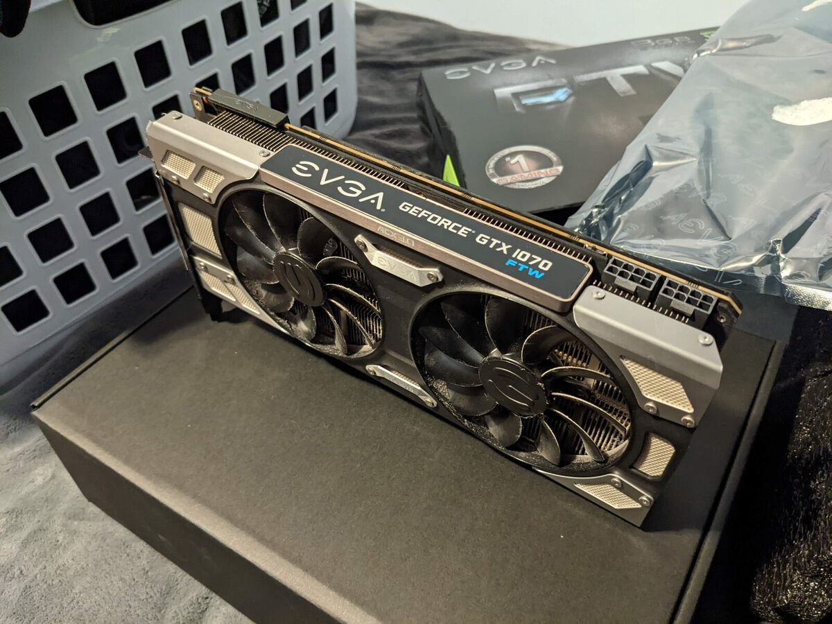 EVGA NVIDIA GeForce GTX 1070 FTW Gaming 8GB GDDR5 Graphics Card (08G-P4-6276-KR) EVGA NVIDIA GeForce GTX 1070 FTW Gaming 8GB GDDR5 Graphics Card (08G-P4-6276-KR)