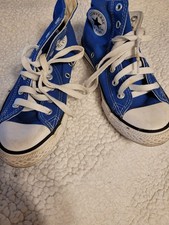Youth Converse Chuck Taylor High Tops Size 2 GUC #25-302