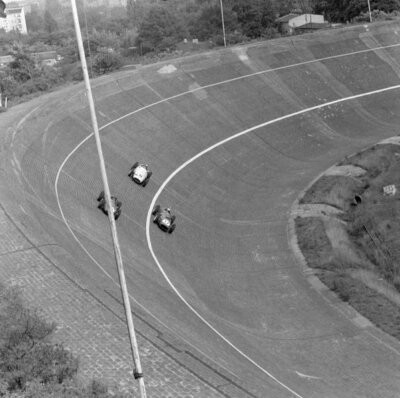 Cliff Allison Ferrari 246 leads Hans Herrmann BRM P25 1959 Old Photo