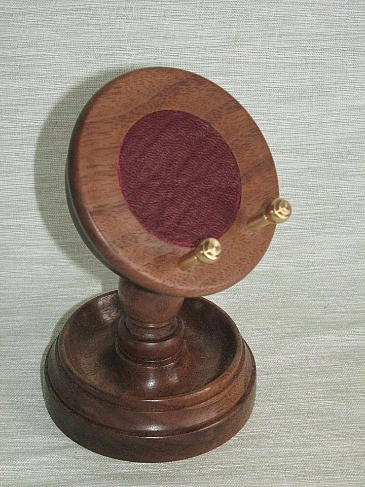 POCKET WATCH STAND WOODEN DISPLAY HOLDER HANGER HANDMADE IN WALNUT WOOD - Image 2 of 4