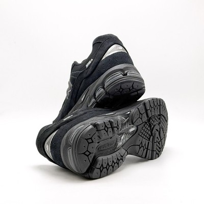 NEW* MEN New Balance 2002R Lifestyle Shoe BLACK / MAGNET (U200278J