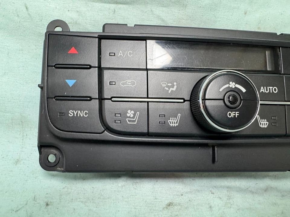 Dodge Durango 2011-2013 control digital temperatura climática temperatura calor 68088603AL Foto 4 de 4