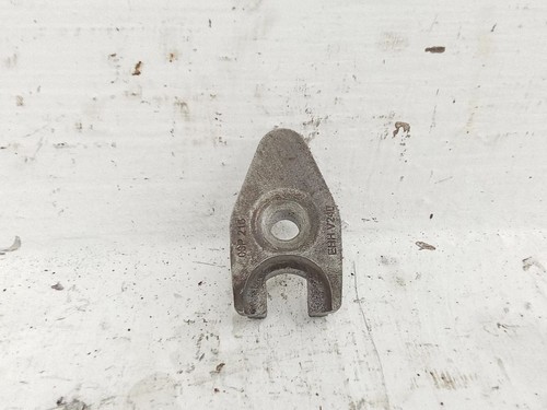 Fuel injector clamp holder