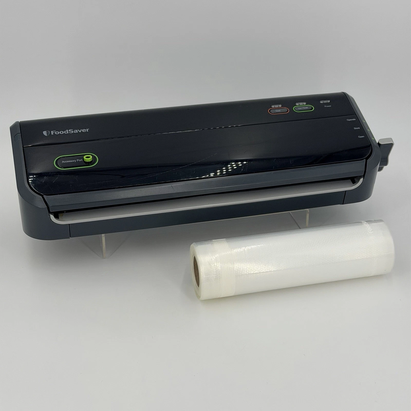 FoodSaver FM2000-015 Vacuum Sealer Black Accessory Port Electric 120V Tested
