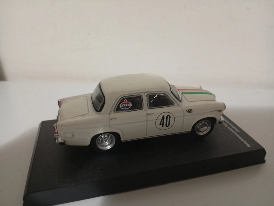 Alfa Romeo Giulietta T1 1962 1/43 Alfa Collection - Immagine 4 di 4