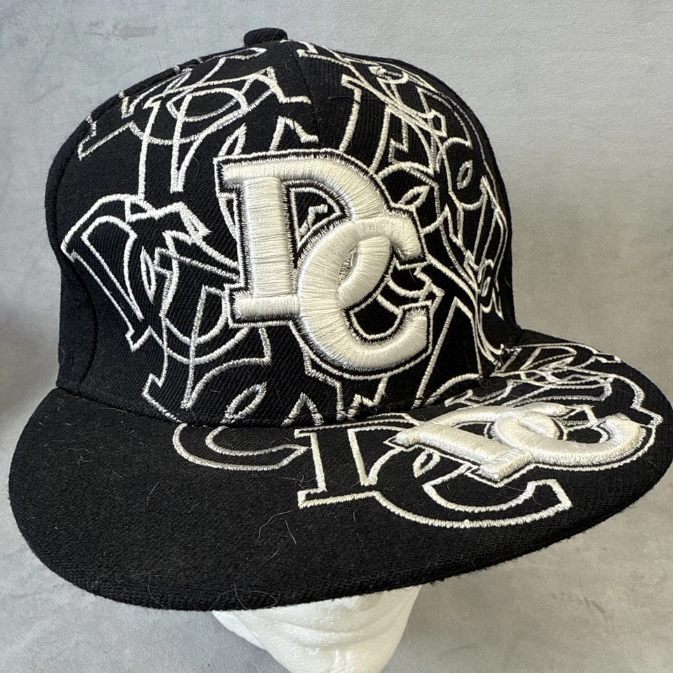 Gorra City Hunter Washington DC ajustada tapa grande negra/blanca logotipo bordado Foto 2 de 4