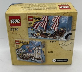 LEGO 8396 Pirates Pirate Soldier's Arsenal 17 pcs Factory Sealed New 2009!