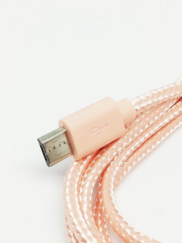 CABLE USB UNIVERSEL ROSE RECHARGER ANDROID PS4 SAMSUNG TRESSÉ RENFORCÉ 1,5M - Photo 3 sur 7