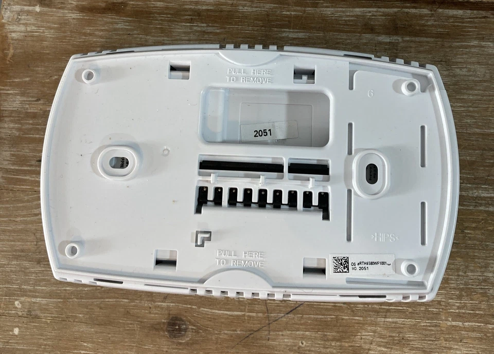 Honeywell Home Wi-Fi 7-Day Smart Programmable Thermostat (RTH6580WF) - White - Image 2 of 3