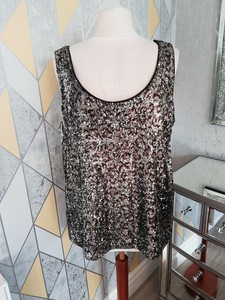 sequin top size 22