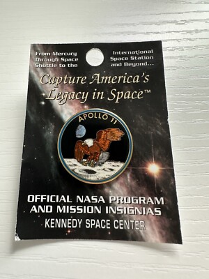 NASA APOLLO 11 Lapel Pin Enamal/Metal 1 Inch NASA Program And Mission Insignias