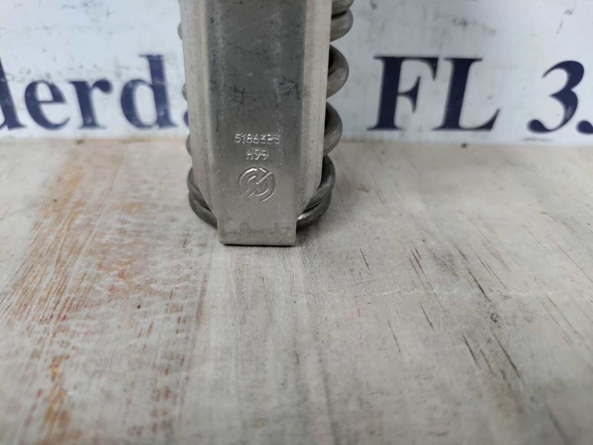 シャネルブローチシルクサテンリボン