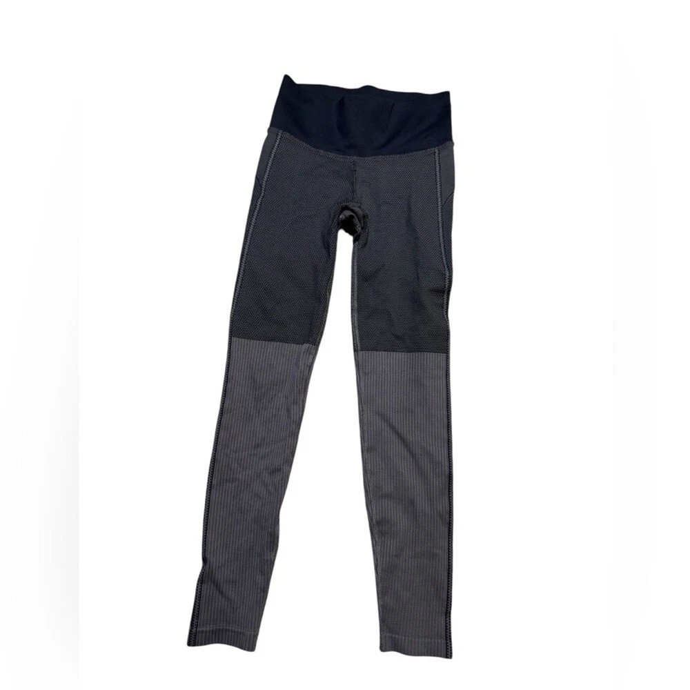 Athleta Flurry Colorblock Base Layer Leggings Black Gray Small