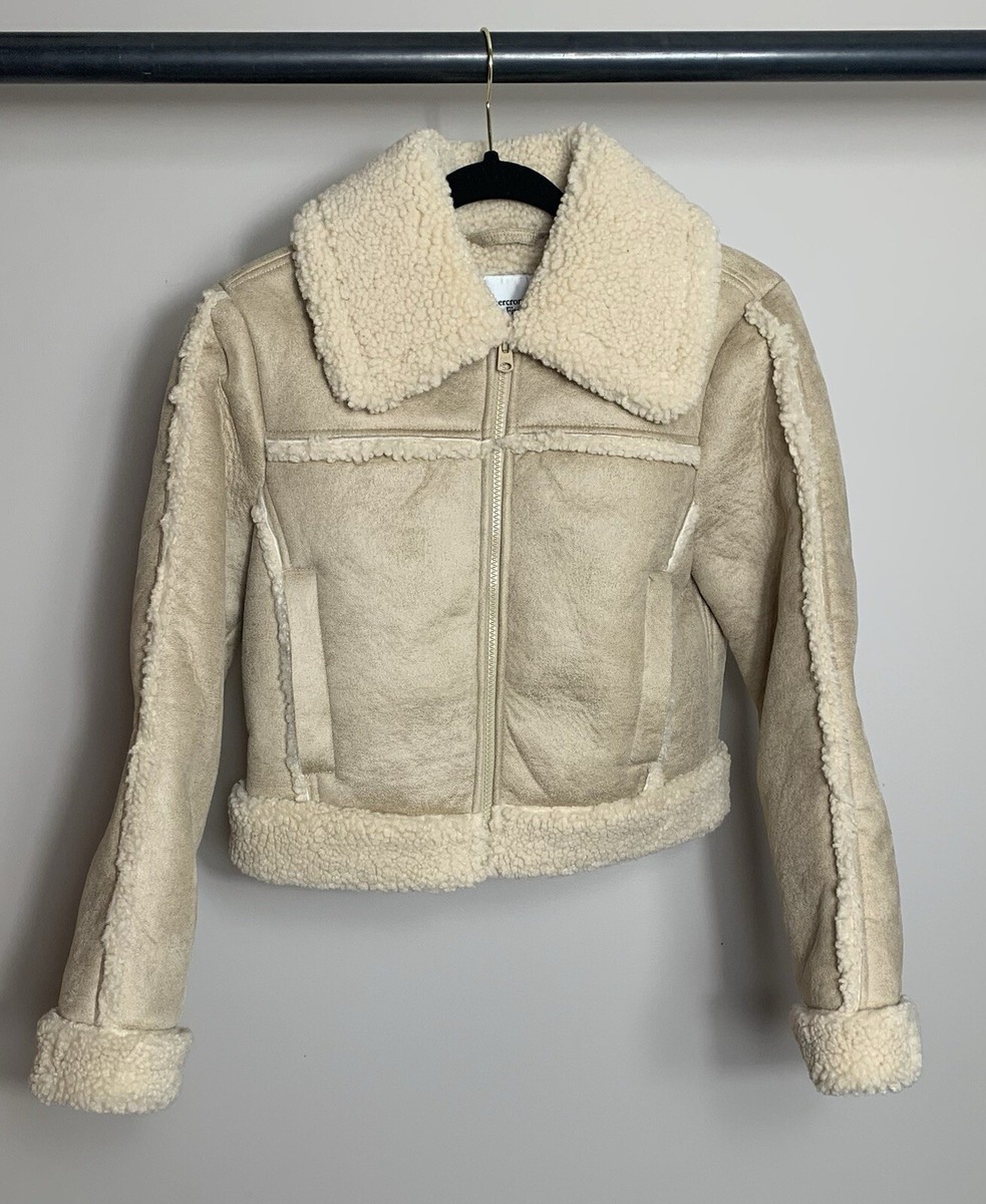 Abercrombie & Fitch Cropped Vegan Suede Sherpa Lined Jacket Beige
