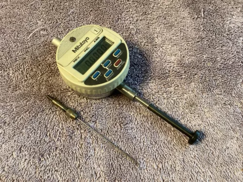 Mitutoyo Digital Micrometer 543-110 / IDC-1012E……New Batteries…GOOD SHAPE