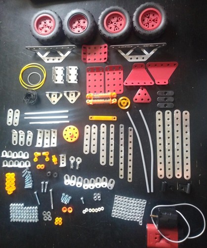 Erector Sets 7550 & 5550 With Power Tool And Manuals *READ DESCRIPTION* - Picture 5 of 12