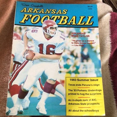 RAZORBACK 1983 Dave Campbell's Arkansas Football Brad Taylor Magazine SWC - Image 1 of 4