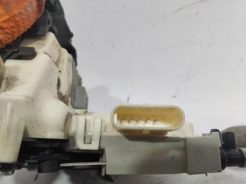 8X0839016E Cerradura Puerta Trasera Derecha para AUDI A1 (8XK) Attractio 1778926 - Imagen 3 de 10