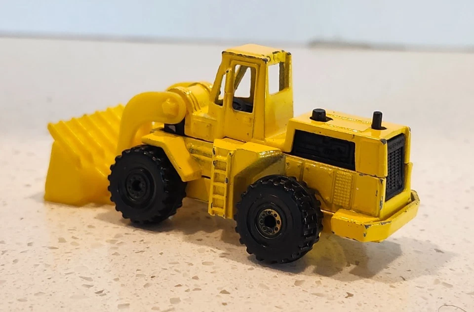 Vintage 1979 Mattel Hot Wheels Yellow Cat 3 Wheel Loader 1172 Diecast Malaysia - Image 2 of 4