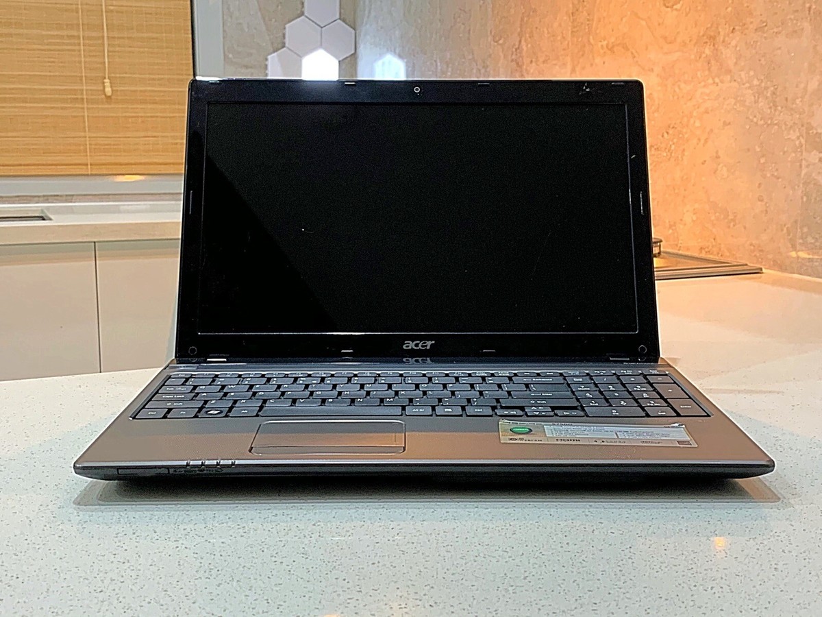✩ Acer Aspire Intel 5750G Core™i5•2.90GH•NVIDIA GeForce GT520