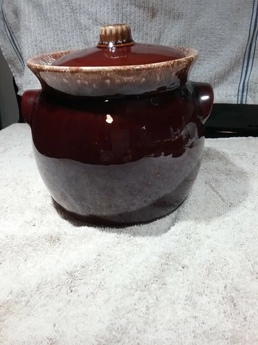 VINTAGE HULL BROWN DRIP GLAZE BEAN POT COOKIE JAR WITH LID 7" TALL