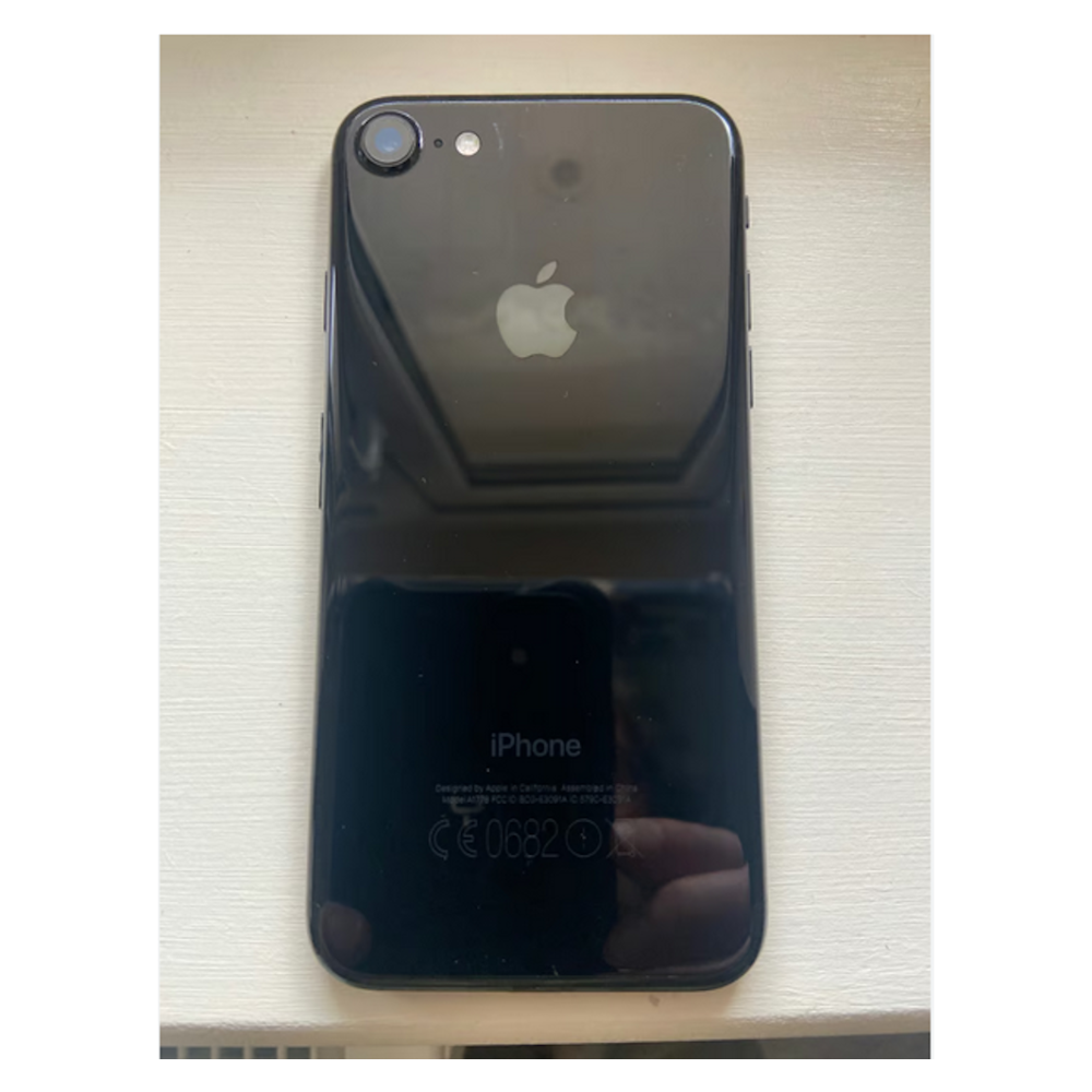 Apple iPhone 7 32GB/128GB - Jet Black, Silver, Gold - Unlocked