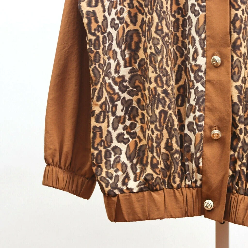 Vintage 90s Leopard Animal Print Shacket Oversized Boxy Relaxed Fit Parka Jacket - Image 4 of 4