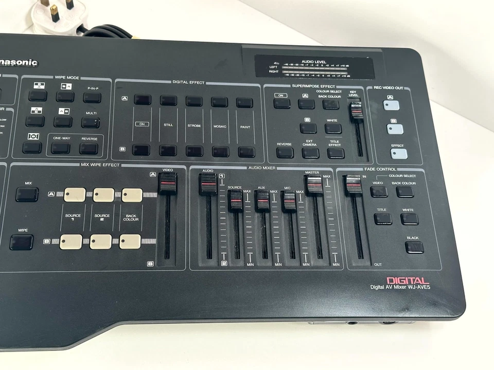 Panasonic Digital AV Mixer WJ-AVE5 Audio/Visual Mixer Video Production & Editing - Image 4 of 4