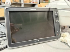 Raymarine HybridTouch e165 15.4" E70025  MFD