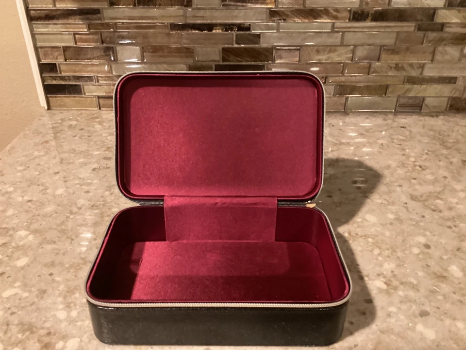 Lancome ~ черный текстурированный чехол для поезда ~ на молнии 2 уровня органайзер для макияжа 9 x 5,5 x 5 - Изображение 3 из 4