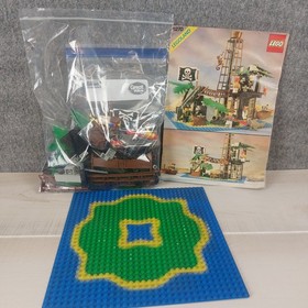 LEGO 6270 Pirates: Forbidden Island & Instruction Booklet Near Complete