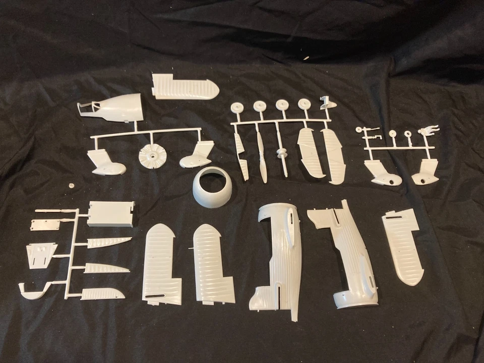 1/32 PYRO Gee-Bee Sportster  Thompson Trophy Racer complete and Vintage 1958 - Image 4 of 4