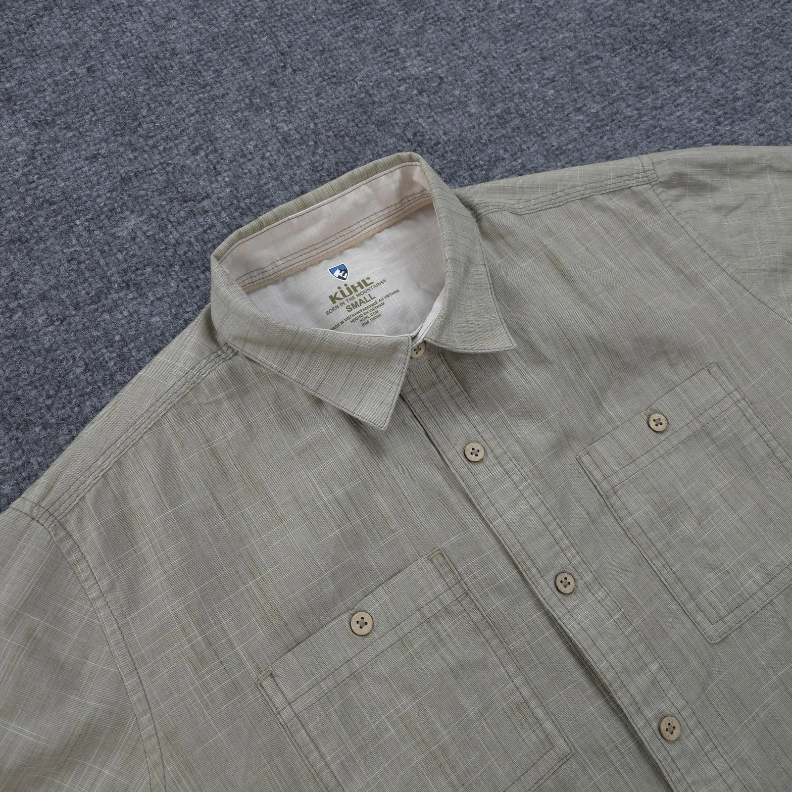 Kuhl Shirt Mens Small Beige Plaid Karib Hiking Travel Camp Outdoors 7259