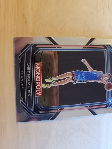 2022-23 Panini Prizm Monopoly #63 Chet Holmgren B6:25 - Picture 3 of 4