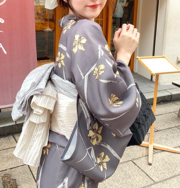 Japanese summer kimono Yukata Small flower pattern Yukata and obi