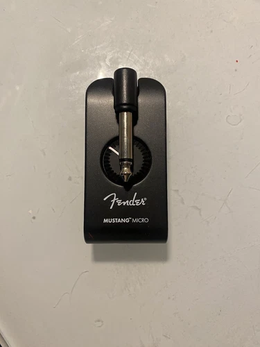 Fender 2311300000 Mustang Micro Guitar Modeling Rechargeable Headphone - Black