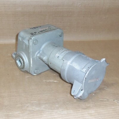 CROUSE HINDS CES4234 EXPLOSION PROOF ARKTITE RECEPTACLE 3PH 230V 460VAC 3W 4P AK