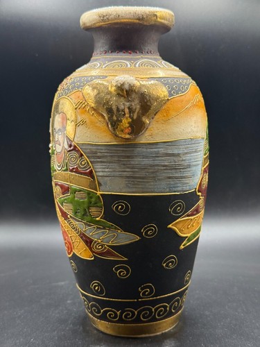Early 20th Century Japanese Export Moriage Satsuma Gilded Vase – Signed, 18 cm - Picture 2 of 9